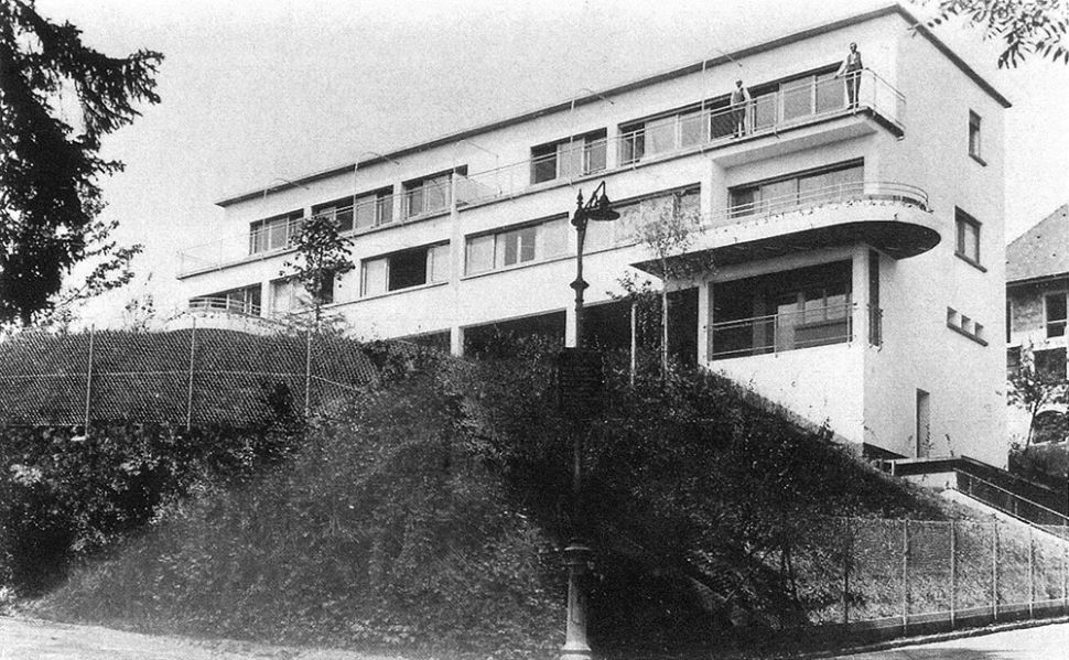 © M. Sublia, Lausanne, parue dans De l'inventaire à la protection de l'architecture moderne in Nos monuments d’art et d’histoire, n° 41, 1990. DR