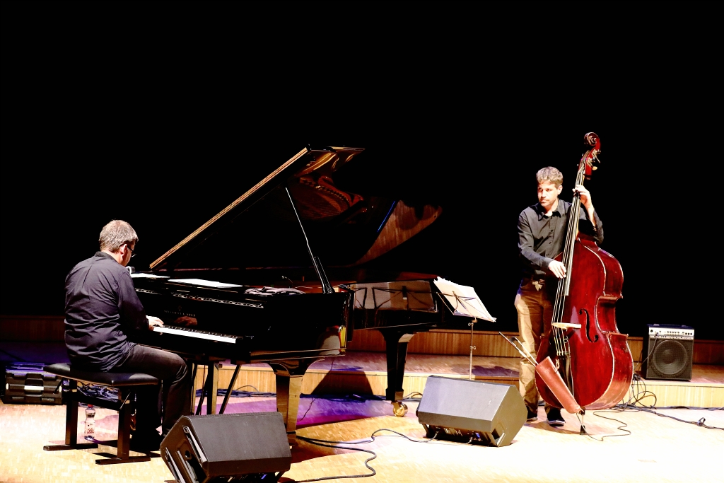 Nandrol Jazz Trio