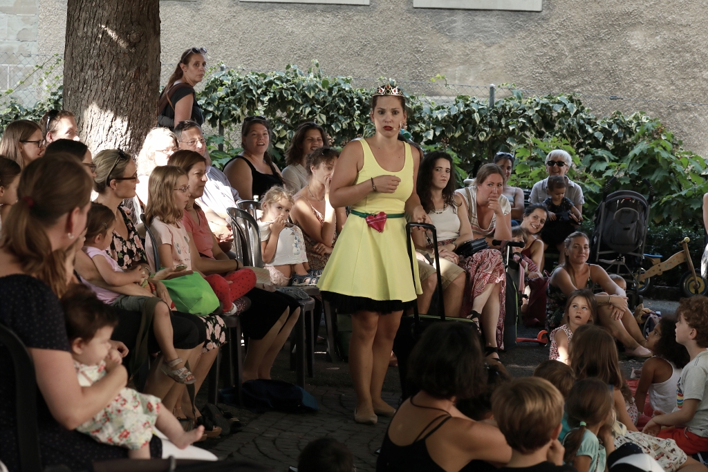 Les Ginettes, «La Princesse aux petits pets»