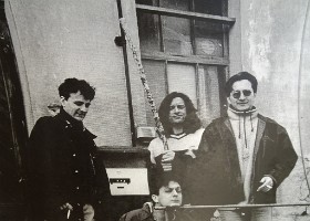 blok_7 Devant notre local en 1996, avec Arthur Besson, Marcket Besson et Grégoire Guhl, à la création de l’album Les Hérétiques qui sera plus tard signé par Boucherie...