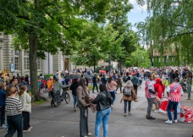Fête du Bois 1P-2P Cortège de la Fête du Bois des 1P-2P, le 10 juin 2026.