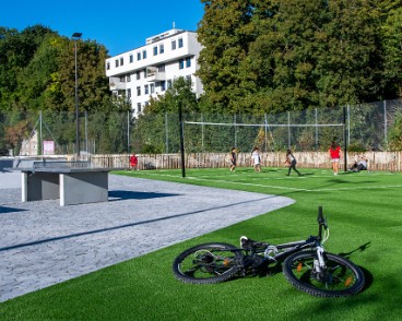 Inauguration toit de la Borde 2026 À la jonction des quartiers de la Borde, Bellevaux et la Pontaise, le toit du dépôt des tl devient un nouvel espace de loisirs et de rencontres...