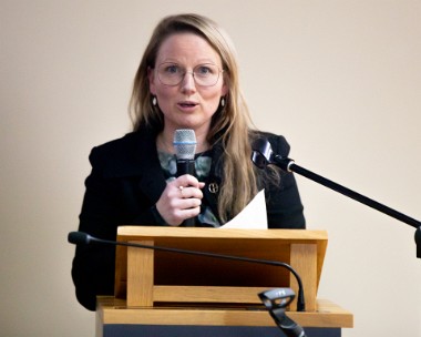 5_Semaine d'action contre le racisme-13 Conférence et ateliers – Monde du travail et racisme : quelles solutions ? Mot d’introduction par Mme Émilie Moeschler, conseillère municipale en charge des...