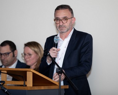 6_Semaine d'action contre le racisme-12 Conférence et ateliers – Monde du travail et racisme : quelles solutions ? Mot d’introduction par M. Bashkim Iseni, délégué à l’intégration Par le Bureau...