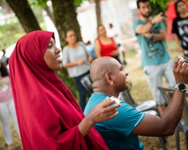 BLI Lausanne, le 19 juillet 2023. Cours de français à Vidy par le Bureau lausannois pour les immigrés (BLI). Photo: Sébastien Anex