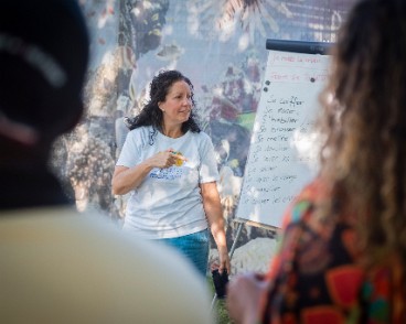 Cours de français à Vidy plage Lausanne, le 29 juillet 2025. Cours de français à Vidy-plage organisé par le BLI.