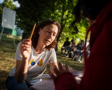Cours de français à Vidy plage Lausanne, le 29 juillet 2025. Cours de français à Vidy-plage organisé par le BLI.