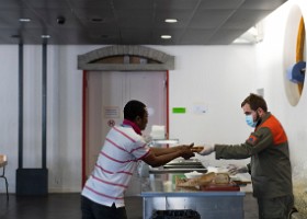 BAP Pontaise COVID-19 COVID-19: Ouverture de 50 nouvelles places supplémentaires pour les personnes précarisées et les sans-abri au 2e étage du Bâtiment administratif de la Pontaise...