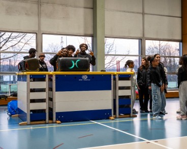 PML-tournoi-foot-PML-LNA-mars-2025-DIA-3501 Tournoi de football en salle entre le Lausanne Nord Academy et la Police de Lausanne sous forme de tournoi brésilien mixte. Six équipes composées de juniors C,...
