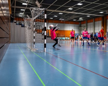 PML-tournoi-foot-PML-LNA-mars-2025-DIA-3515 Tournoi de football en salle entre le Lausanne Nord Academy et la Police de Lausanne sous forme de tournoi brésilien mixte. Six équipes composées de juniors C,...