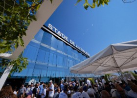 inauguration_stade_Tuiliere__0062 Le public a été au rendez-vous de ce match d’inauguration FC Lausanne-Sport contre le FC Sion. Le stade était plein avec 12'150 spectatrices et spectateurs et...