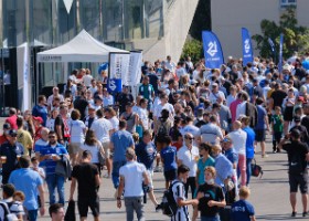 inauguration_stade_Tuiliere__0079 Le public a été au rendez-vous de ce match d’inauguration FC Lausanne-Sport contre le FC Sion. Le stade était plein avec 12'150 spectatrices et spectateurs et...