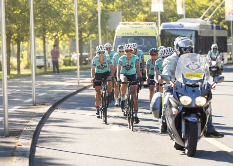 Lausanne roule au féminin - 8 juillet 2022 Une action de promotion du cyclisme féminin organisée par la Ville de Lausanne en collaboration avec «Donnons des Elles…