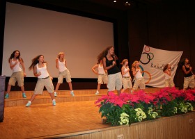 IMG_2831 Lucky Dance, club lausannois de danse sportive, a offert au public une magnifique démonstration de diverses danses.