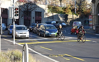 travaux-cesar-roux-08 De nombreux sas vélos ont été réalisés.