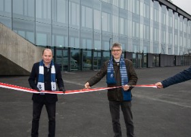 Inauguration Stade de la Tuilière Philippe Leuba, conseiller d'Etat du canton de Vaud, chef du Département de l'économie et du sport, et Oscar Tosato, municipal en charge de la direction Sport...